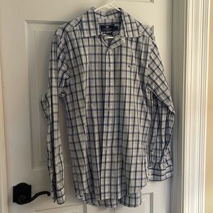 Vineyard Vines- Slim Fit Whale Shirt Medium